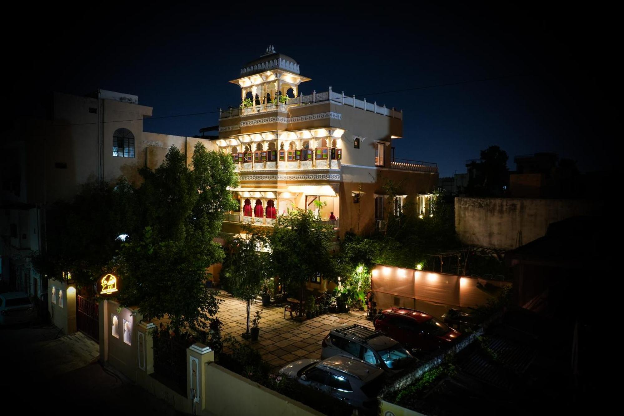 Petal Of Mewar - A Luxury Boutique Hotel Udaipur Dış mekan fotoğraf